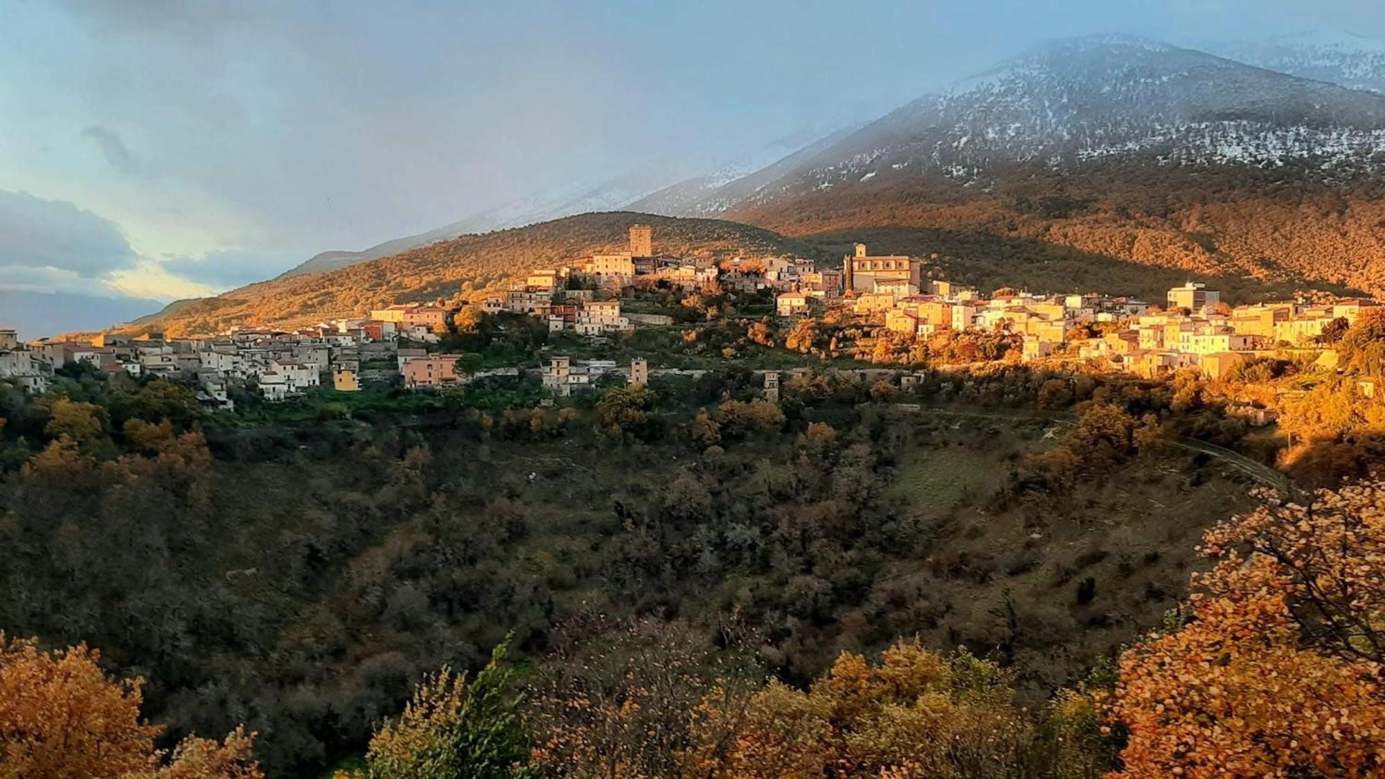 Appartamento La Casa Del Borgo Campoli Appennino Esterno foto