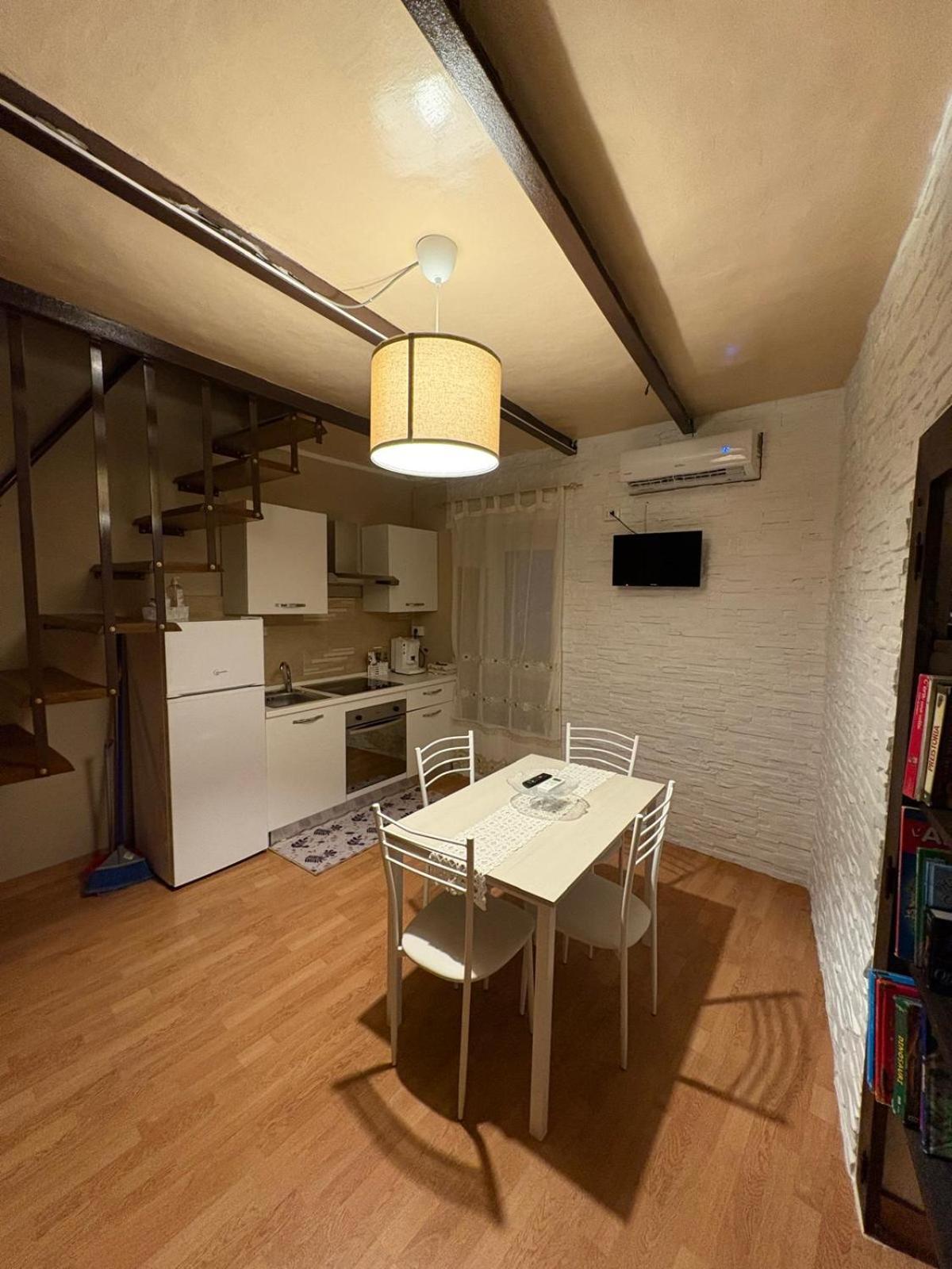 Appartamento La Casa Del Borgo Campoli Appennino Esterno foto